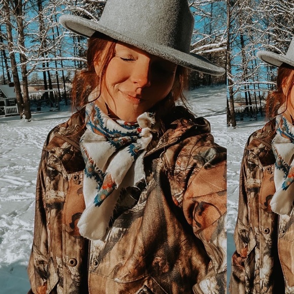 The face + family - Picture 3 of 7